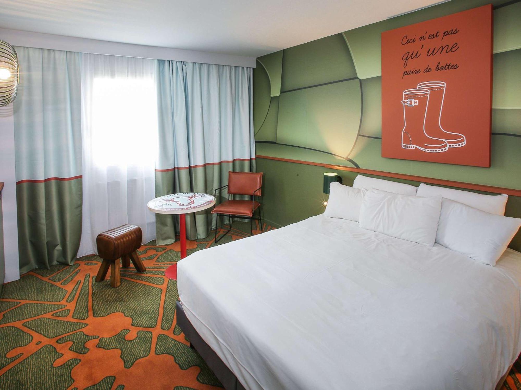 Ibis Styles Lisieux Normandie Hotell Eksteriør bilde